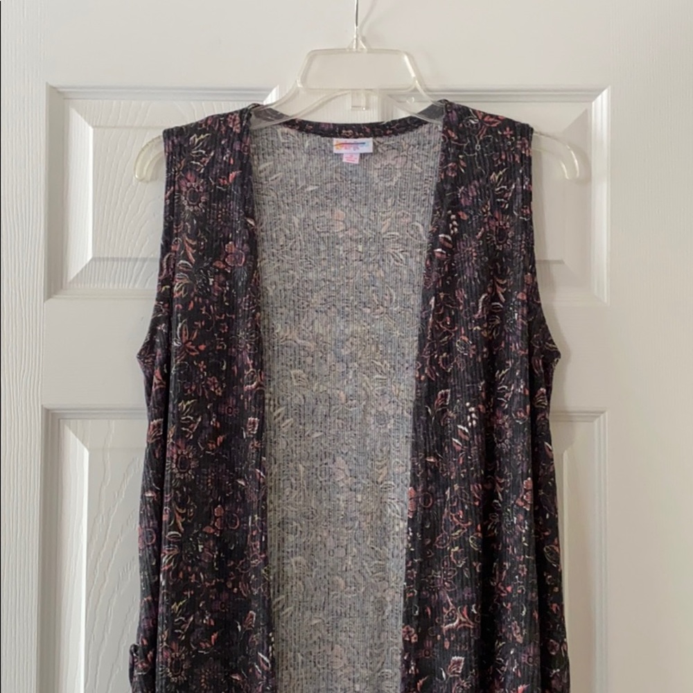 ⭐️4 for $20 ⭐️‎ Lularoe Joy Small